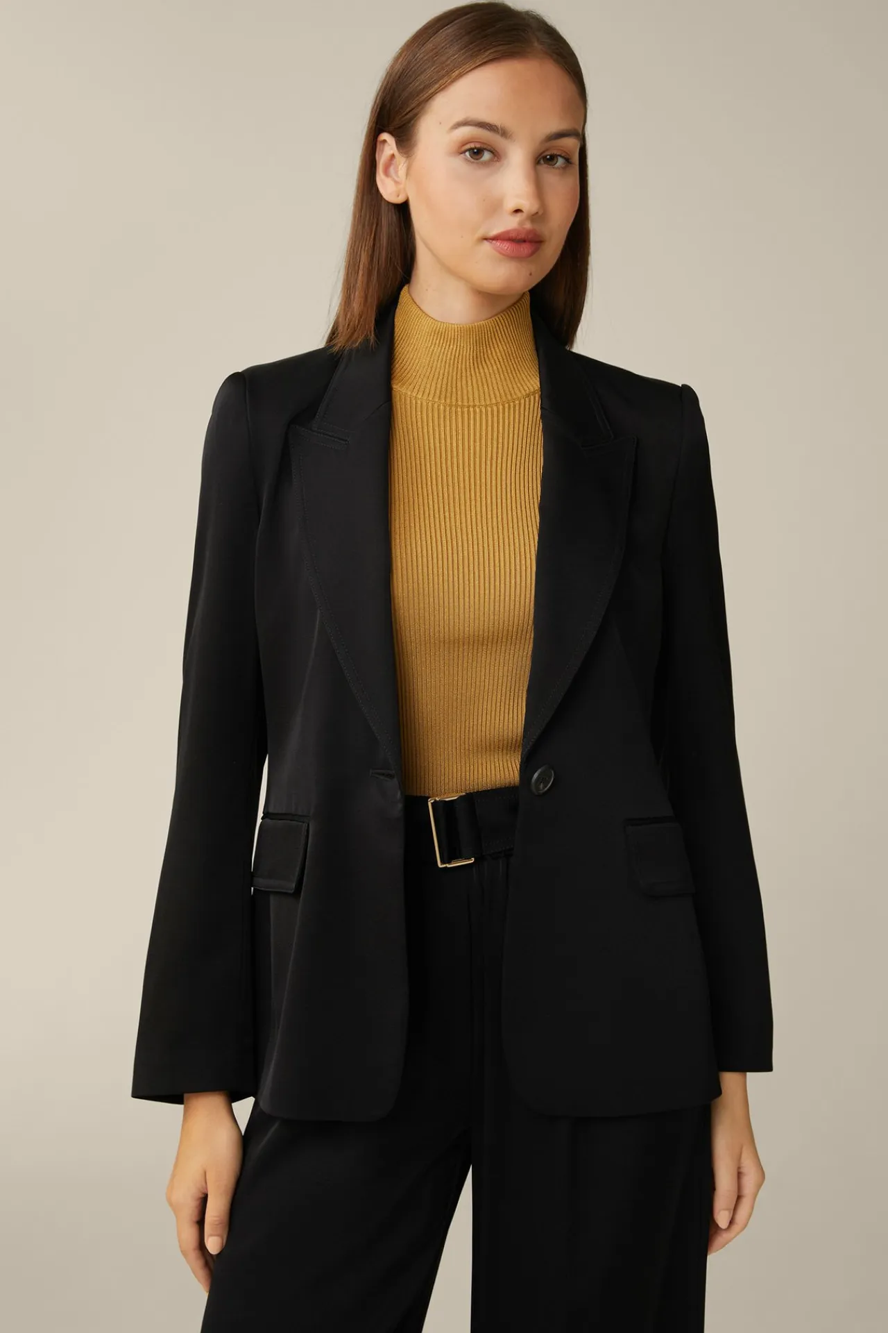 Crepe-Blazer Mit Breitem Revers In*Windsor Fashion