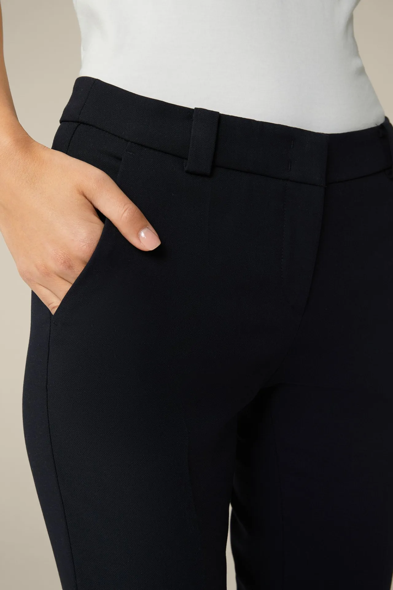 Crepe-Hose In*Windsor Hot