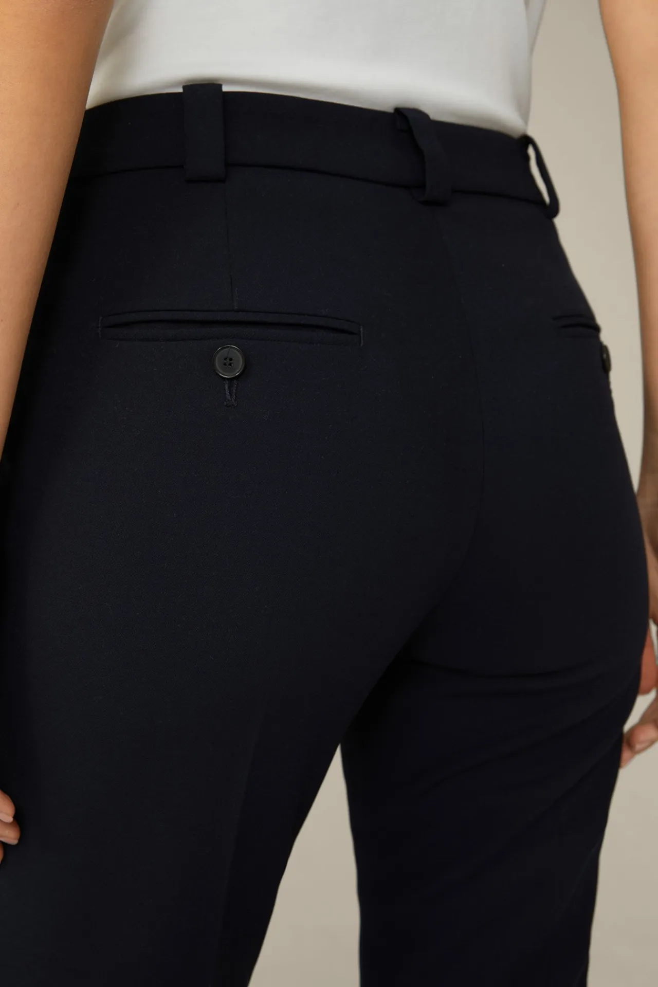 Crepe-Hose In*Windsor Hot