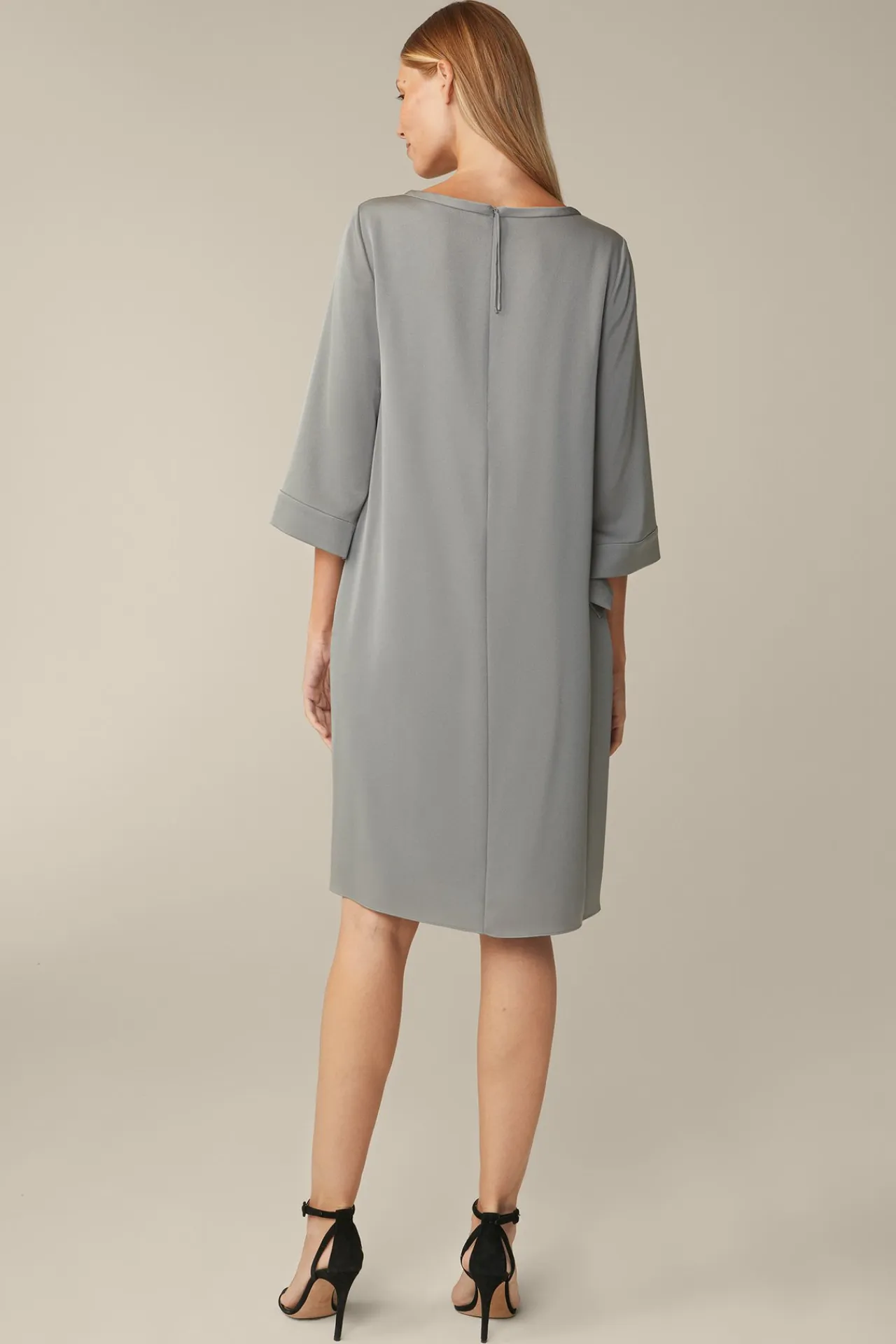 Crepe-Kleid In H-Linie In*Windsor New