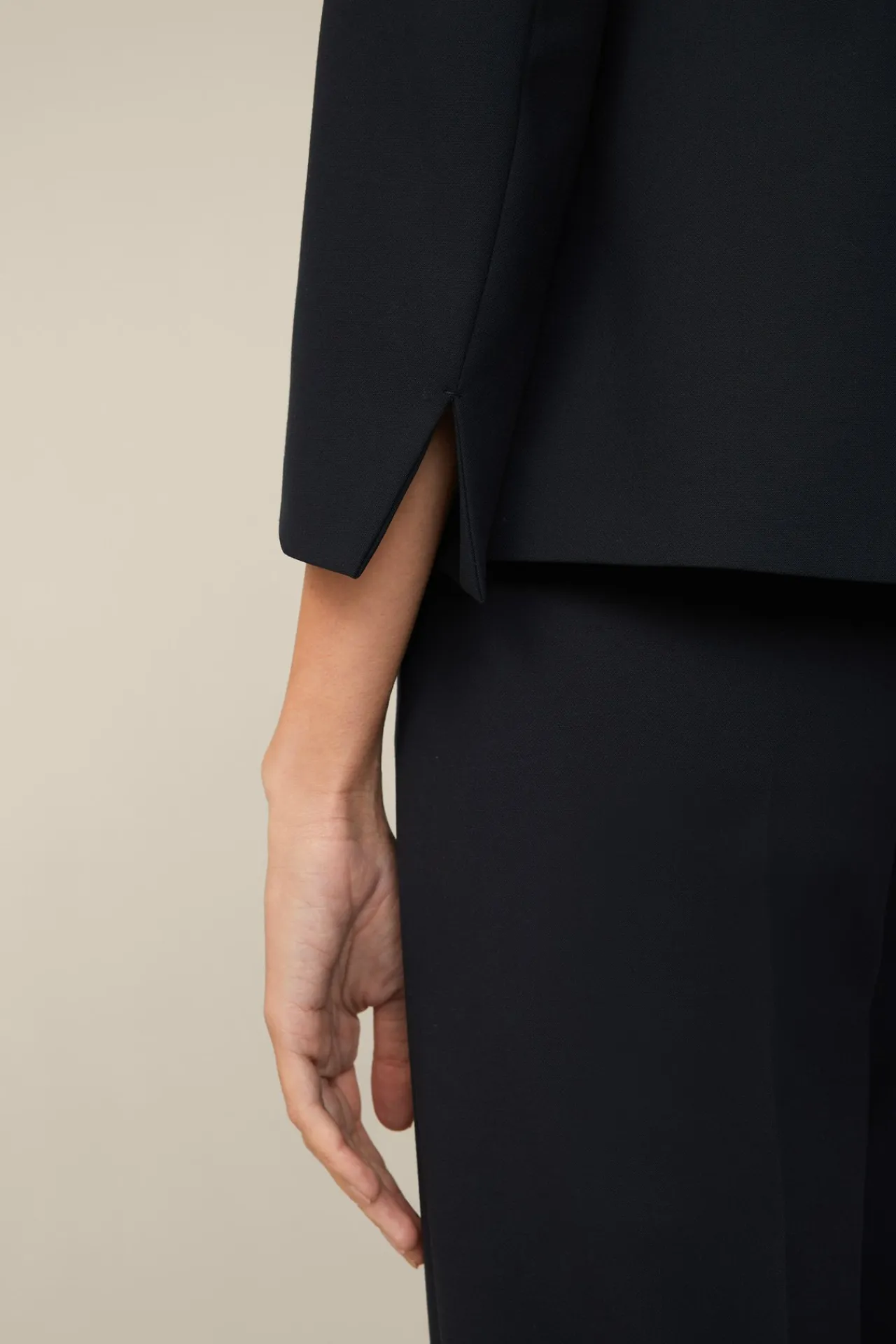 Crepe-Kurz-Blazer In*Windsor Sale