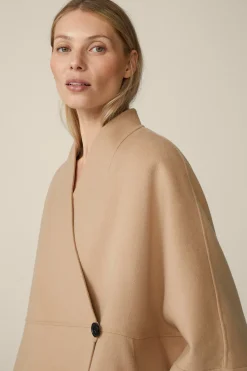 Double-Cape-Mantel In*Windsor Online