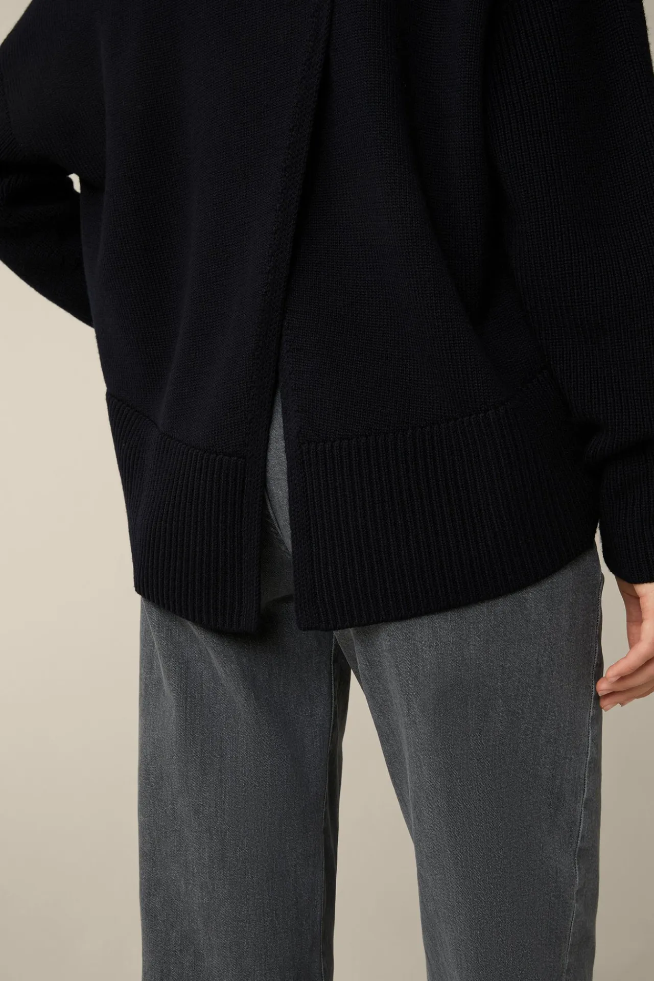 Merino-Strick-Pullover Mit V-Ausschnitt In*Windsor Fashion
