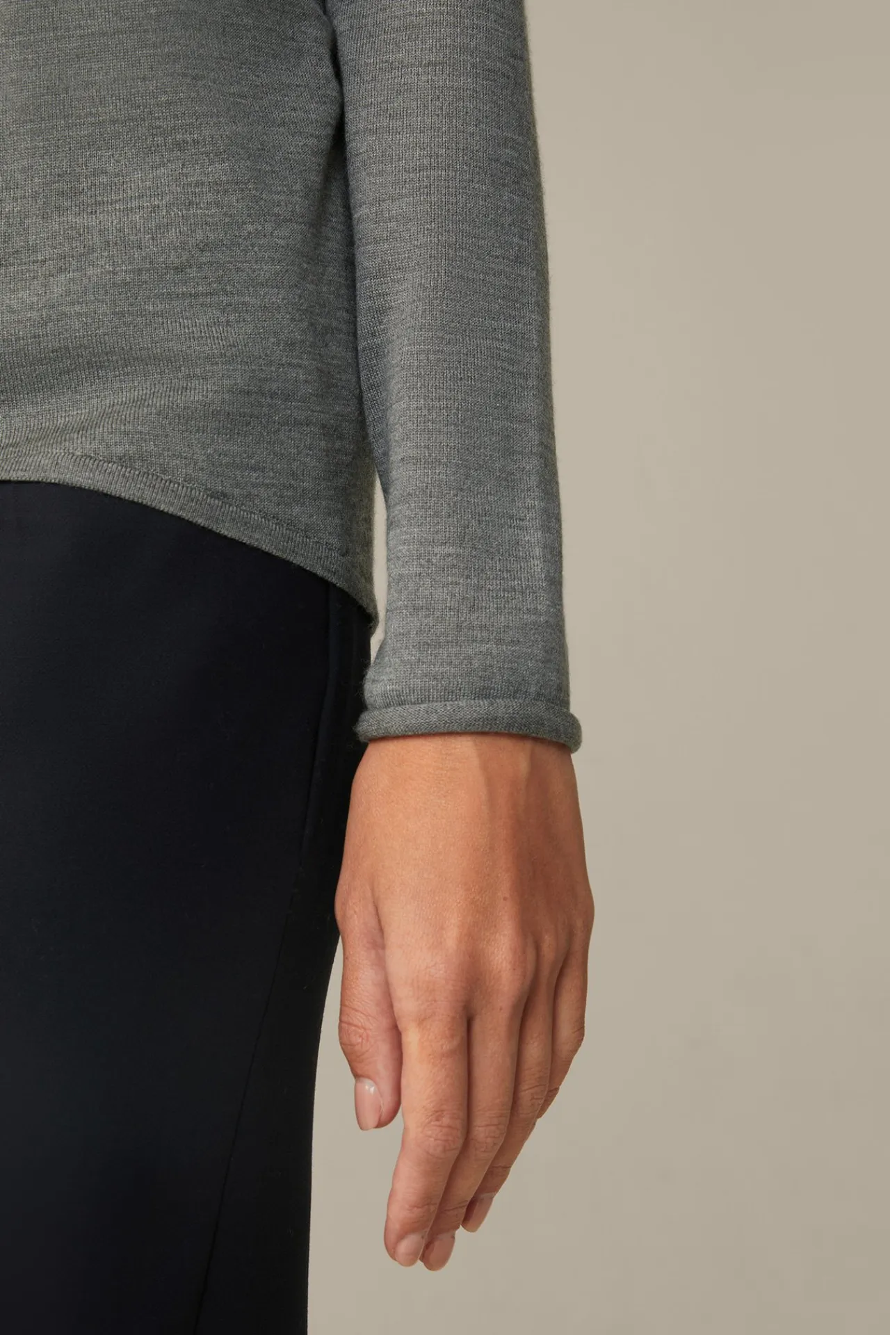 Schurwoll-Seidenmix-Pullover In*Windsor Online