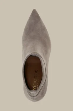 Stiefelette Aus Ziegenveloursleder By Unutzer In*Windsor Online