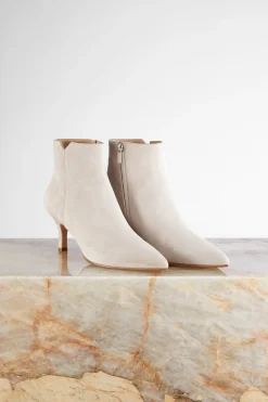 Stiefelette Aus Ziegenveloursleder By Unutzer In*Windsor Sale