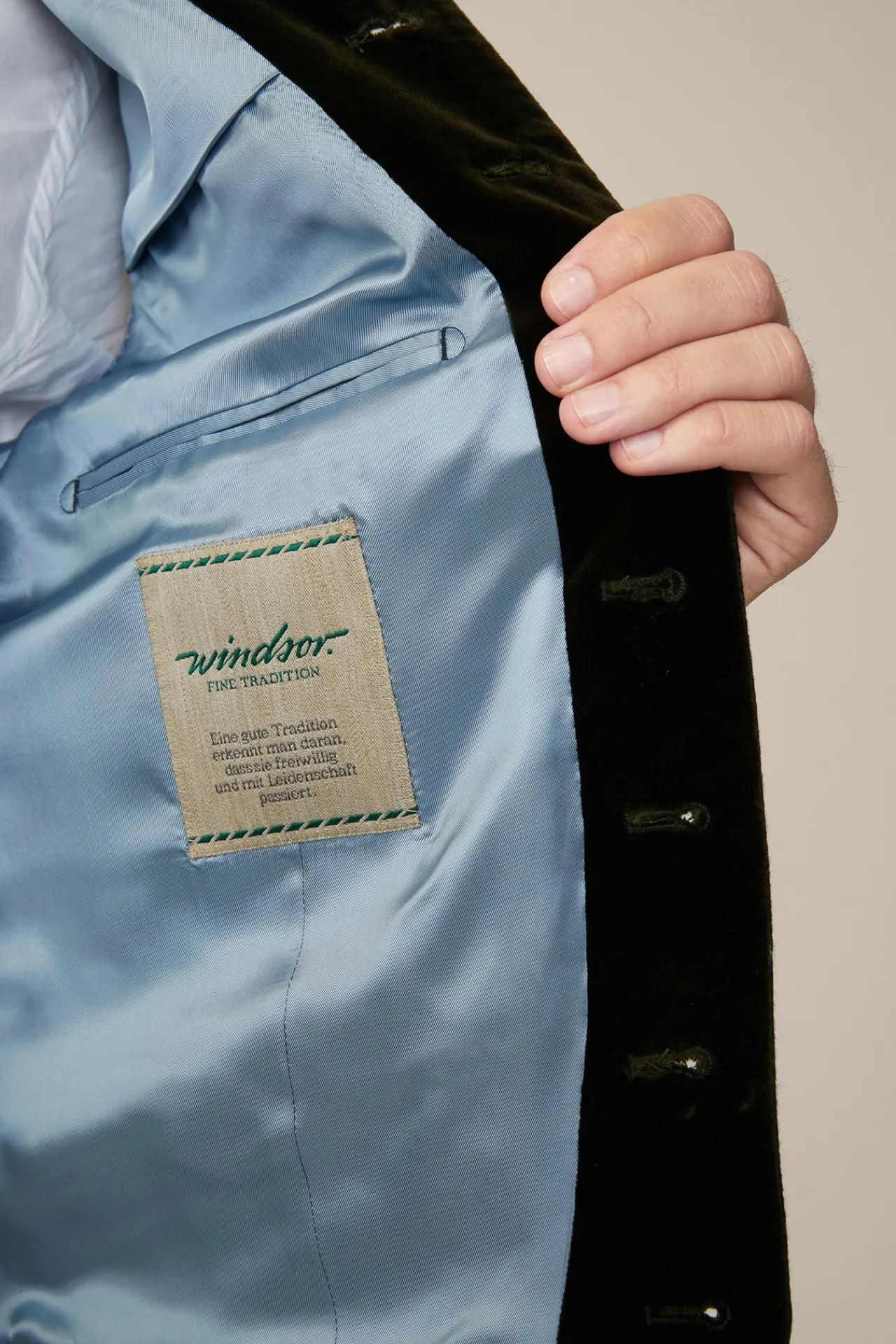 Trachten-Weste Au In*Windsor Sale