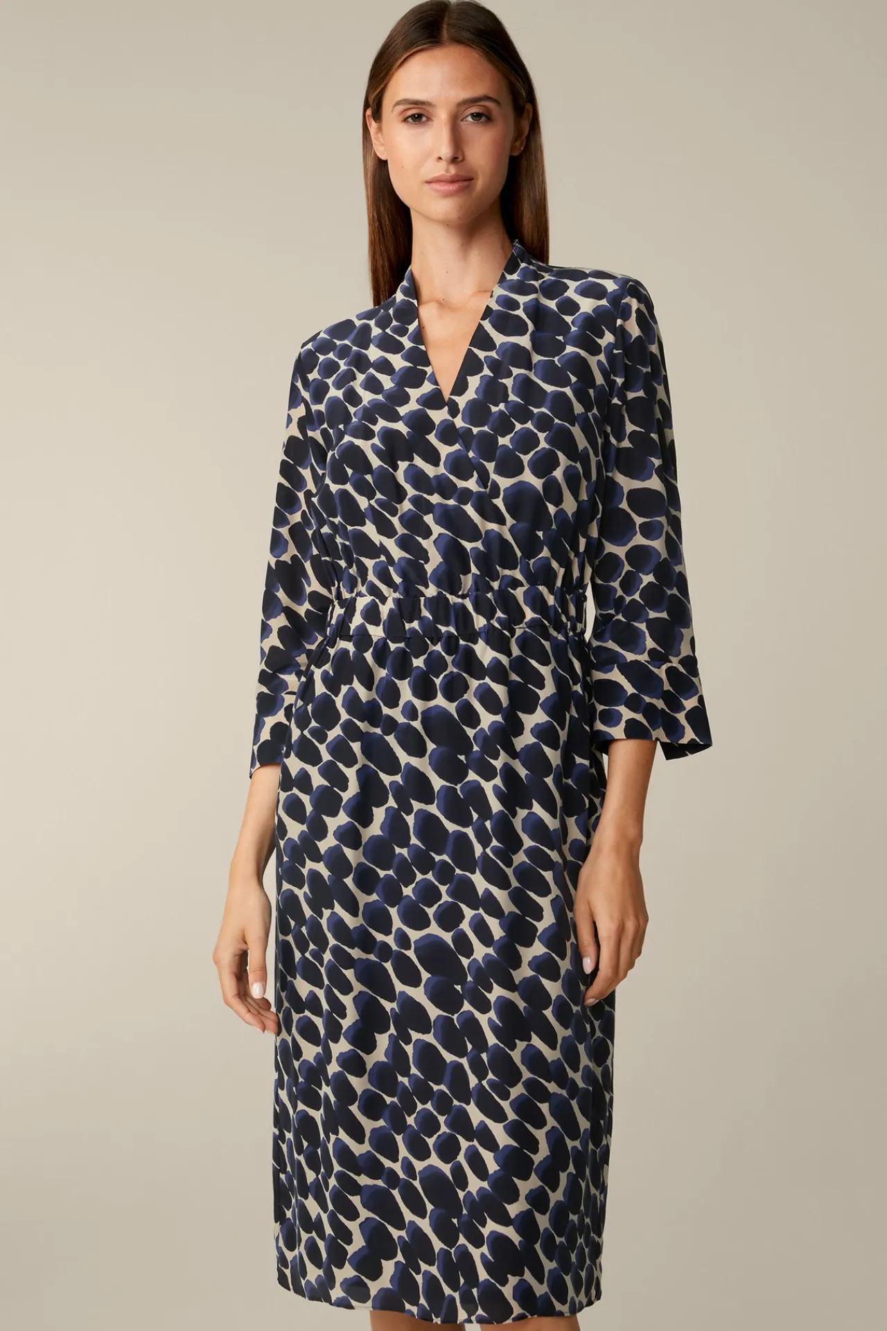 Viskose-Seidenmix-Wickel-Kleid In Navy-Beige Gemustert*Windsor Online