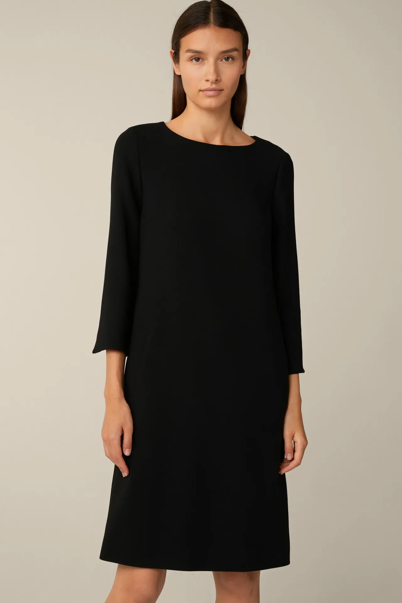 Wollcrepe-Kleid In*Windsor Online