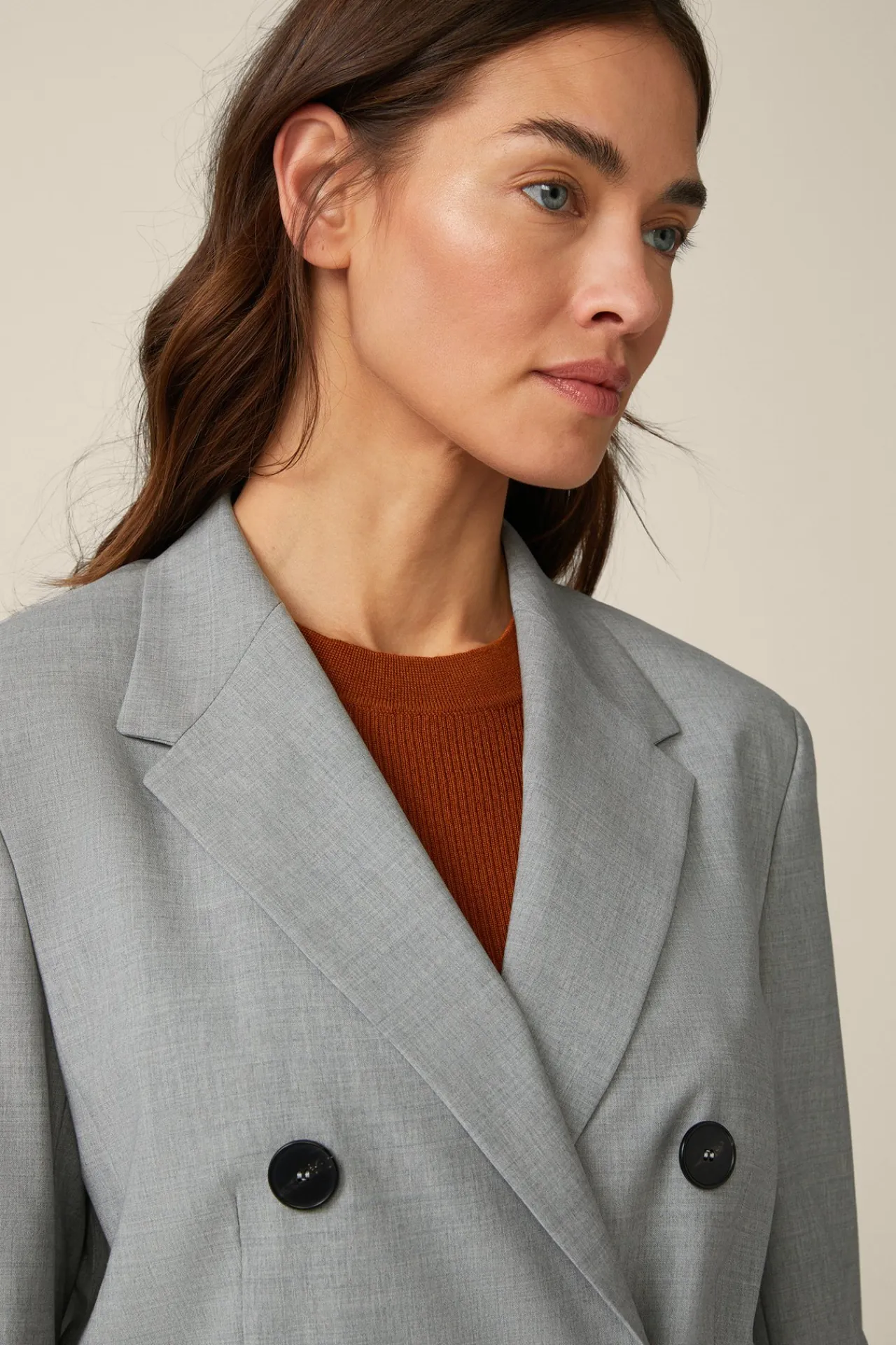 Wollmix-Doppelreiher-Kurzblazer In Hell Melange*Windsor Clearance